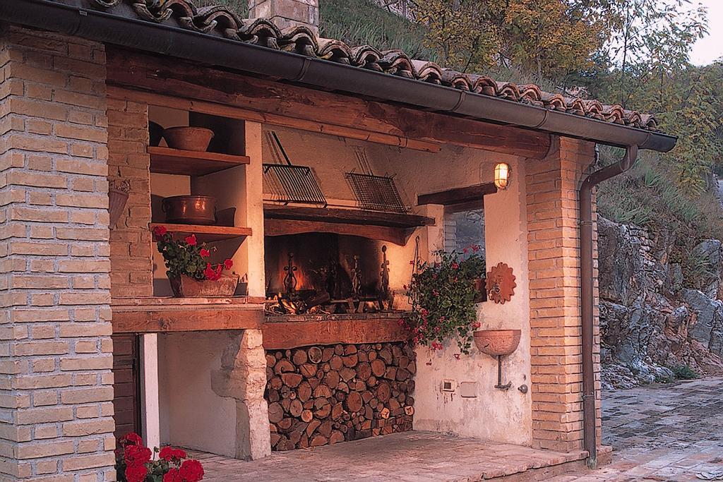 Residence Menotre Расиля Екстериор снимка